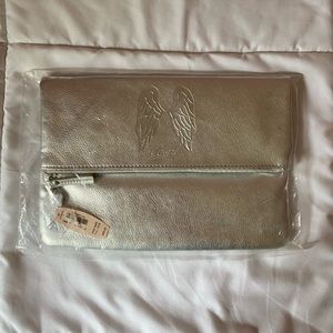 VICTORIA’S SECRET ANGEL SILVER MAKEUP BAG